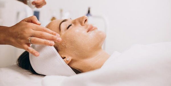 IMAGEN-SERVICIO-TRATAMIENTOS-FACIALES-LIMPIEZA-FACIAL-PROFUNDA-ROSTRO